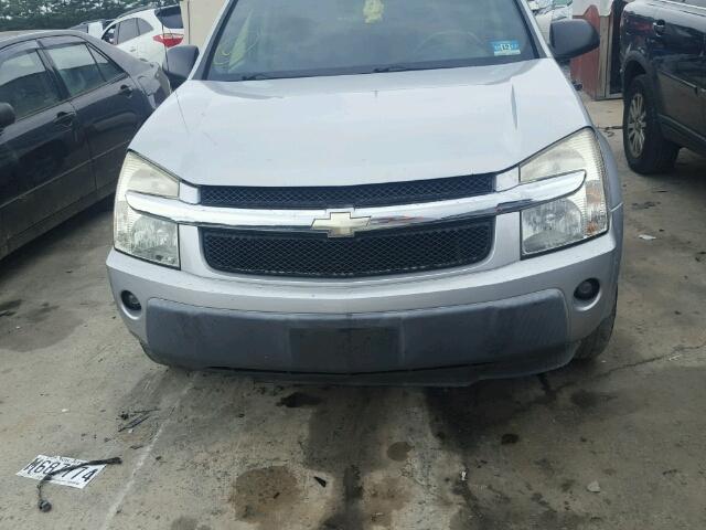 2CNDL63FX56187205 - 2005 CHEVROLET EQUINOX LT SILVER photo 9