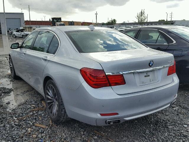 WBAKB4C52CC576528 - 2012 BMW 740 LI SILVER photo 3