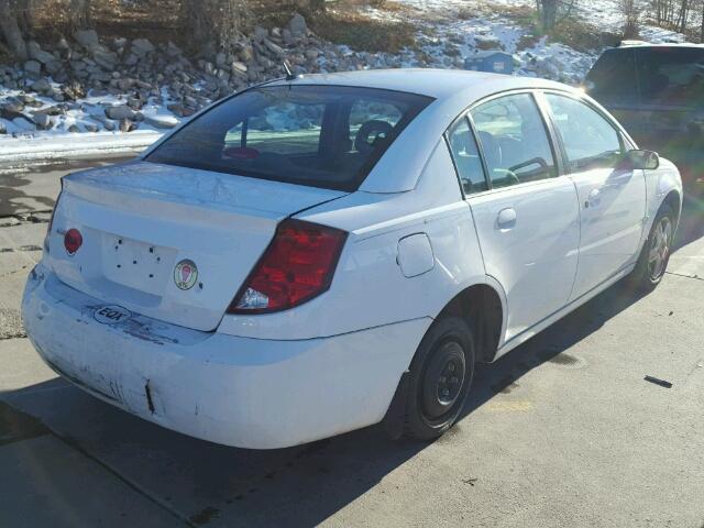 1G8AZ55F17Z124220 - 2007 SATURN ION LEVEL WHITE photo 4
