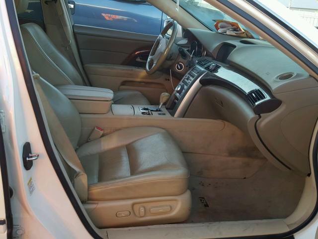 JH4KB16505C003285 - 2005 ACURA RL WHITE photo 5