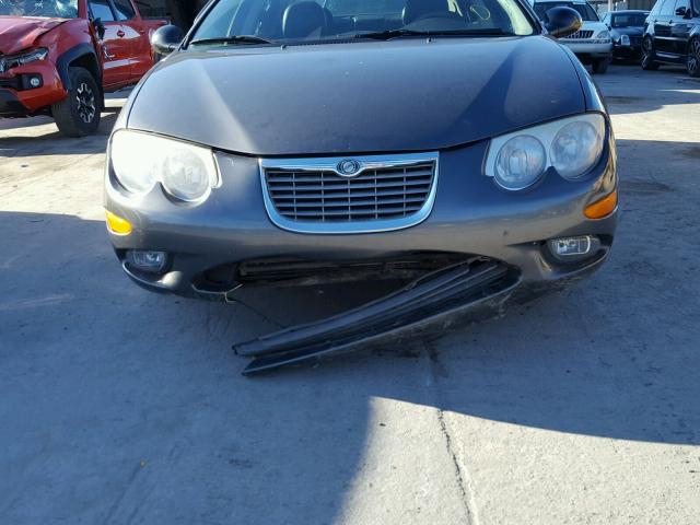 2C3AE66G52H301413 - 2002 CHRYSLER 300M GRAY photo 9