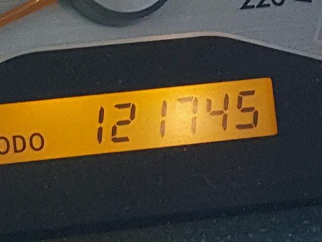 JTKDE177550007862 - 2005 TOYOTA SCION TC 银色 照片 8