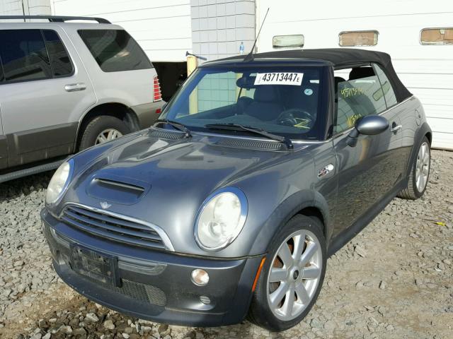 WMWRH33585TF85697 - 2005 MINI COOPER S GRAY photo 2