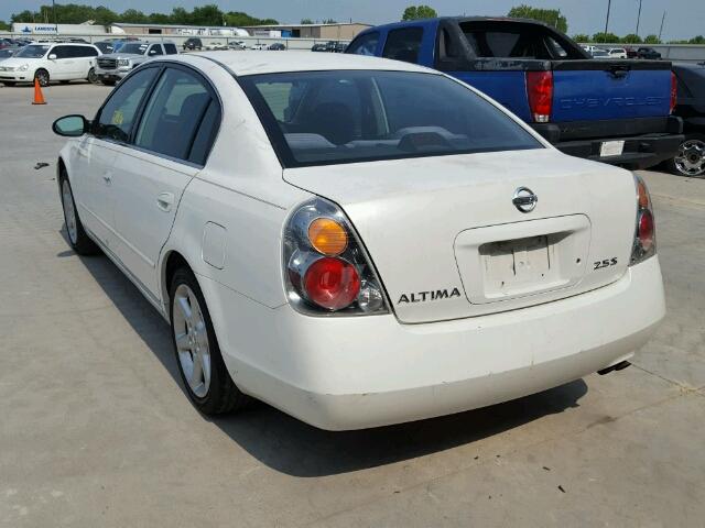 1N4AL11D52C195166 - 2002 NISSAN ALTIMA BAS WHITE photo 3