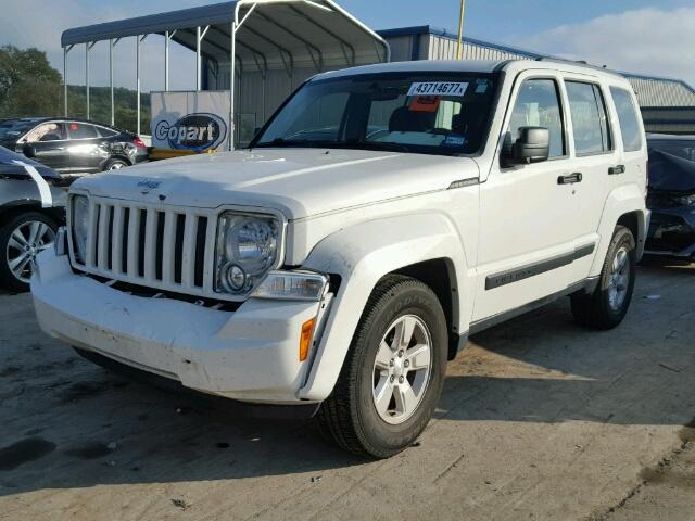 1J4PP2GK6AW132640 - 2010 JEEP LIBERTY WHITE photo 2