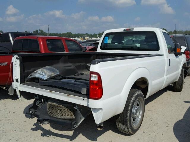 1FTBF2A63GEA20925 - 2016 FORD F250 WHITE photo 4