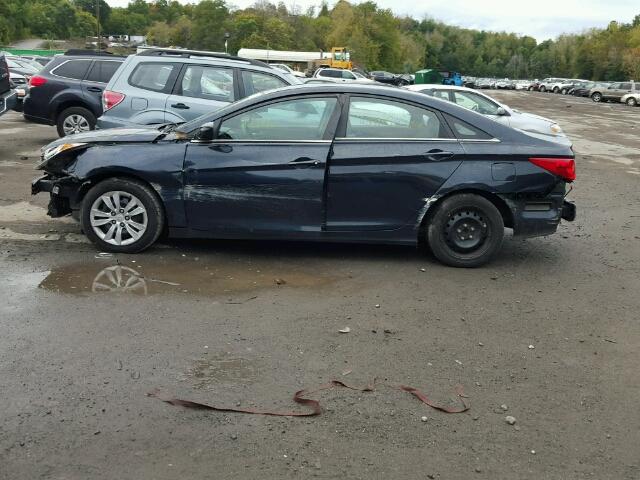 5NPEB4AC1BH034373 - 2011 HYUNDAI SONATA GLS BLUE photo 9