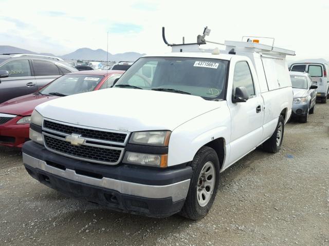 3GCEC14X06G252278 - 2006 CHEVROLET SILVERADO WHITE photo 2