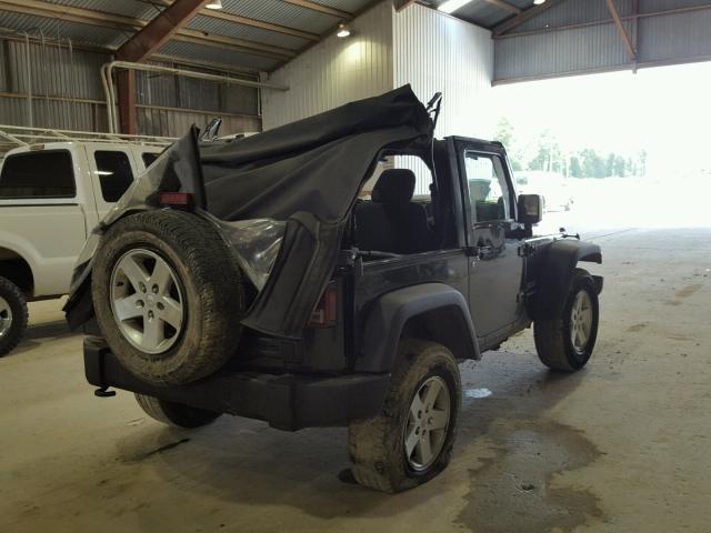 1J4AA2D15BL545624 - 2011 JEEP WRANGLER S GREEN photo 4