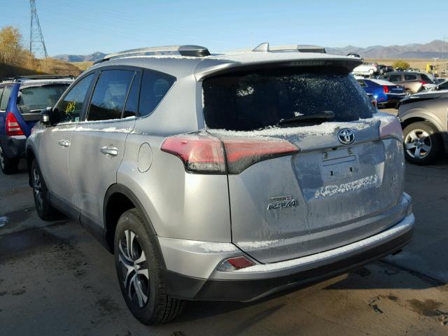 2T3BFREV3HW615214 - 2017 TOYOTA RAV4 SILVER photo 3