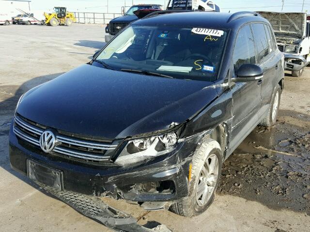 WVGBV7AX7GW574810 - 2016 VOLKSWAGEN TIGUAN S BLACK photo 2