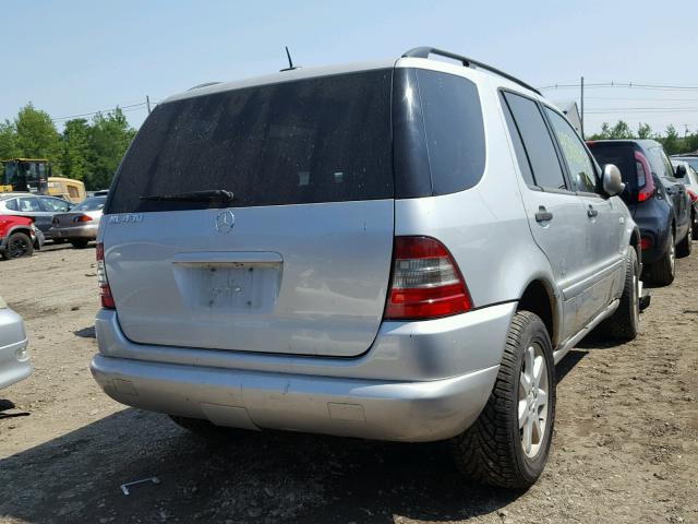 4JGAB72E2YA157028 - 2000 MERCEDES-BENZ ML 430 银色 照片 4