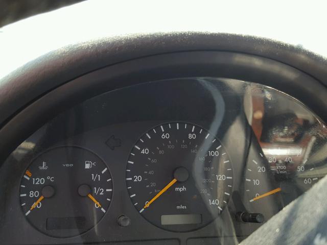 4JGAB72E2YA157028 - 2000 MERCEDES-BENZ ML 430 银色 照片 8