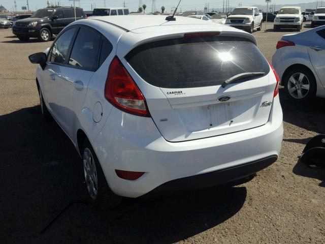 3FADP4EJ2CM173466 - 2012 FORD FIESTA SE WHITE photo 3