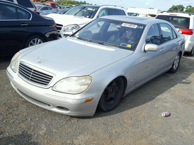 WDBNG75J22A237161 - 2002 MERCEDES-BENZ S 500 SILVER photo 2
