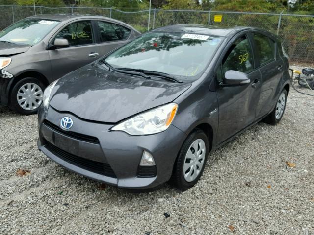 JTDKDTB32E1071191 - 2014 TOYOTA PRIUS C GRAY photo 2