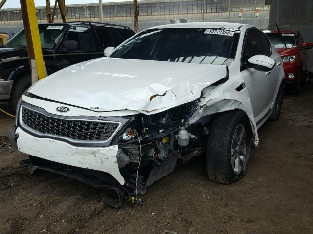 KNAGM4AD4F5085476 - 2015 KIA OPTIMA HYB WHITE photo 2