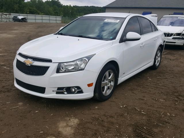 1G1PC5SB0D7118525 - 2013 CHEVROLET CRUZE LT WHITE photo 2