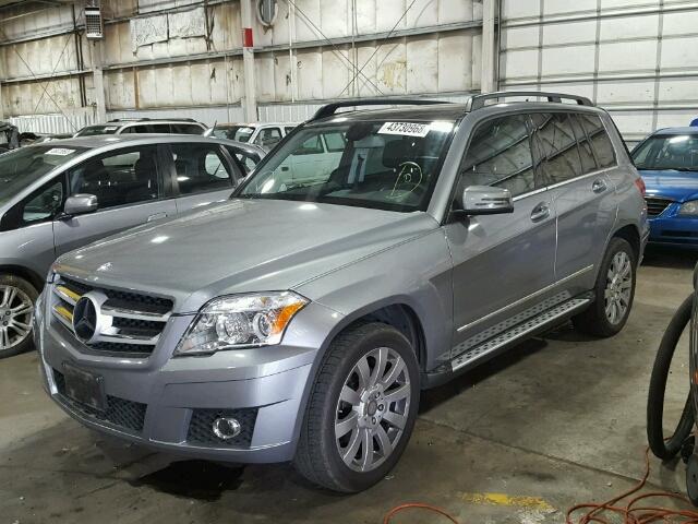 WDCGG8HB6BF608193 - 2011 MERCEDES-BENZ GLK 350 4M SILVER photo 2