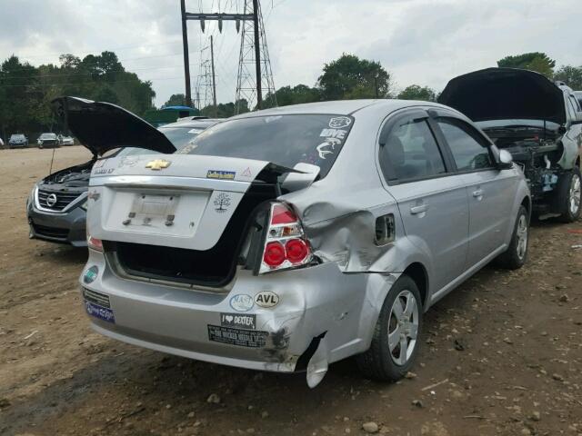 KL1TD56E49B328001 - 2009 CHEVROLET AVEO SILVER photo 4