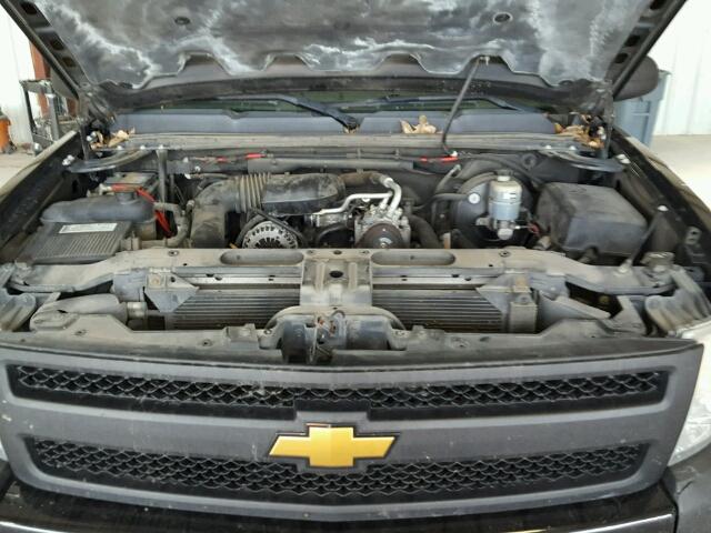 1GCEC14X38Z246817 - 2008 CHEVROLET SILVERADO BLACK photo 7