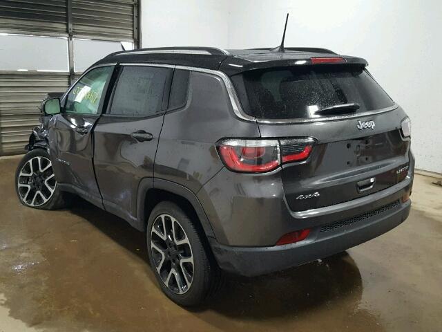 3C4NJDCBXJT101350 - 2018 JEEP COMPASS LI GRAY photo 3