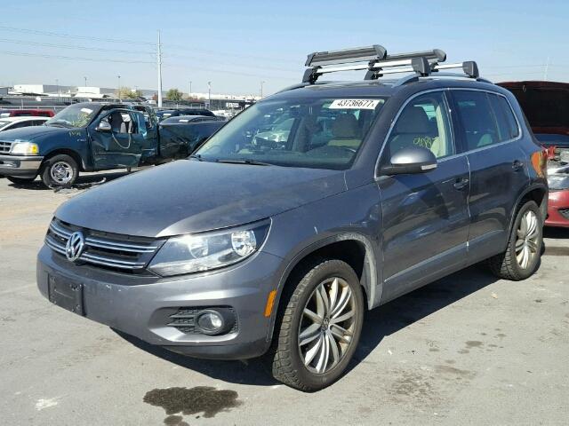 WVGBV7AX2CW000772 - 2012 VOLKSWAGEN TIGUAN CHARCOAL photo 2