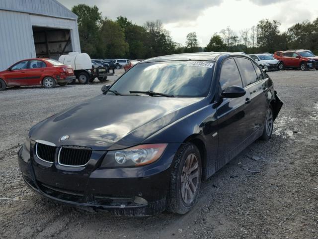 WBAVB13566KX35377 - 2006 BMW 325 BLACK photo 2