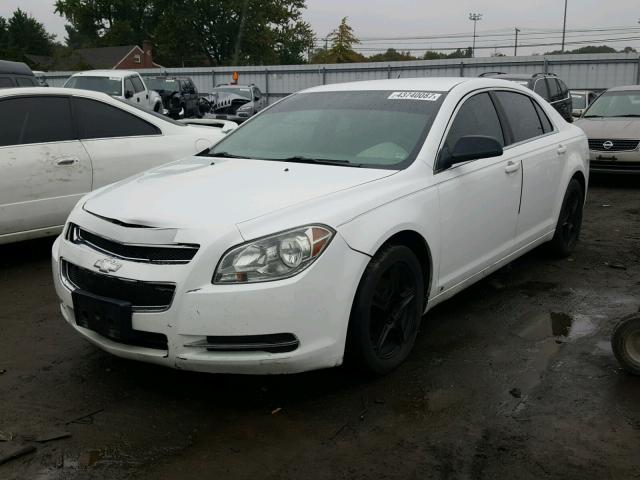 1G1ZG57B49F223314 - 2009 CHEVROLET MALIBU LS WHITE photo 2
