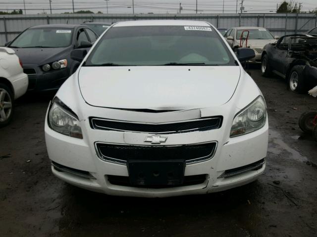 1G1ZG57B49F223314 - 2009 CHEVROLET MALIBU LS WHITE photo 9