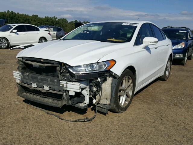 3FA6P0H77DR311623 - 2013 FORD FUSION SE WHITE photo 2