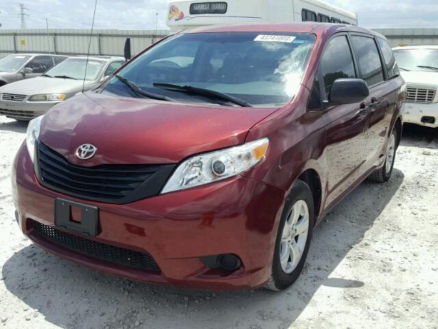 5TDKA3DC1CS009450 - 2012 TOYOTA SIENNA BAS MAROON photo 2