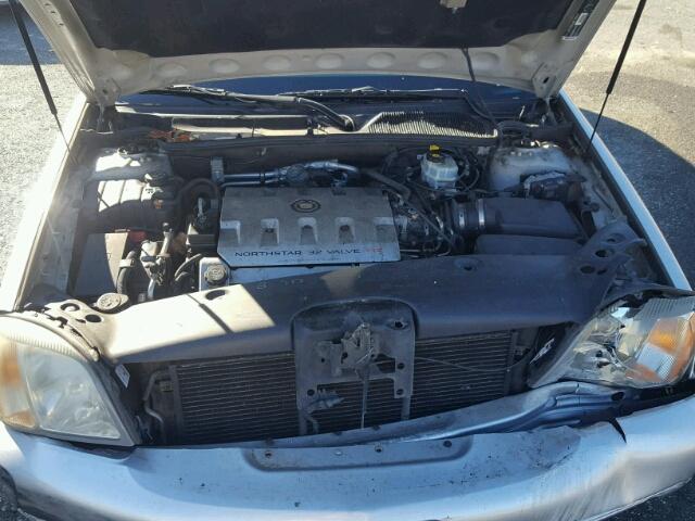 1G6KD54YX2U291888 - 2002 CADILLAC DEVILLE GRAY photo 7