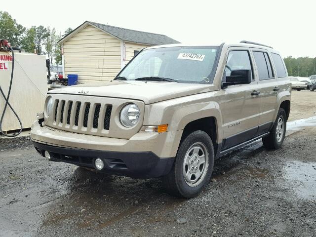 1C4NJPBA4GD809294 - 2016 JEEP PATRIOT SP CREAM photo 2