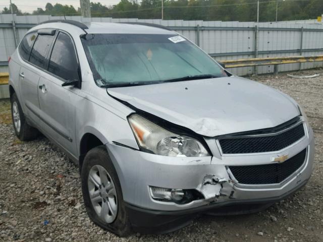 1GNLREED9AS102714 - 2010 CHEVROLET TRAVERSE L SILVER photo 1