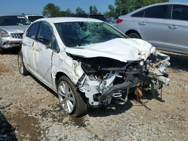 1G4PP5SK7D4138957 - 2013 BUICK VERANO WHITE photo 1