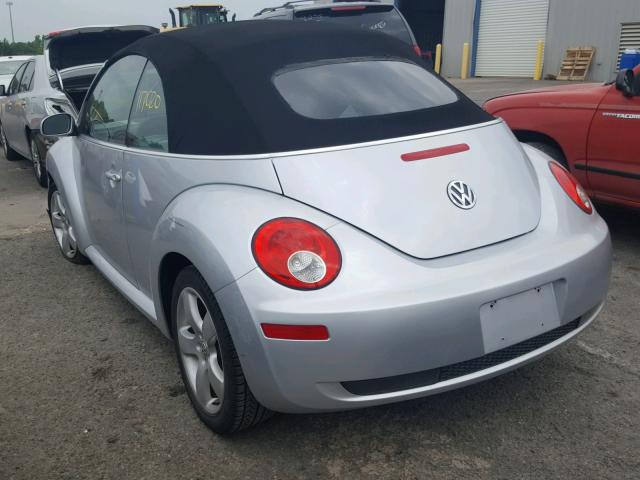 3VWSF31Y06M300864 - 2006 VOLKSWAGEN NEW BEETLE 银色 照片 3