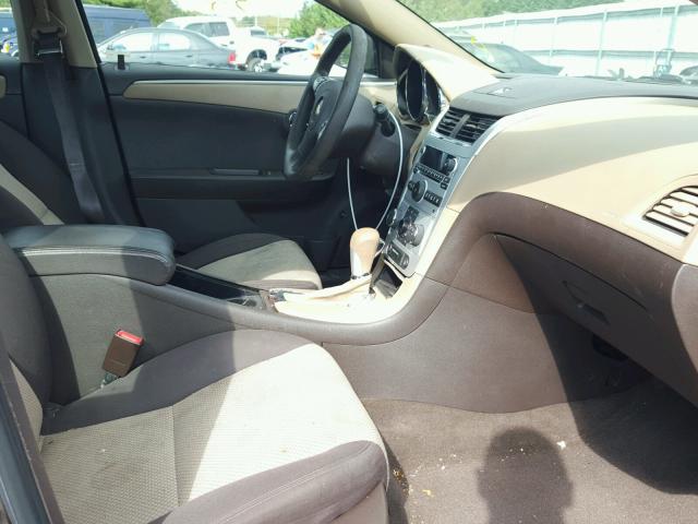 1G1ZB5E09CF108862 - 2012 CHEVROLET MALIBU LS Коричневий фото 5