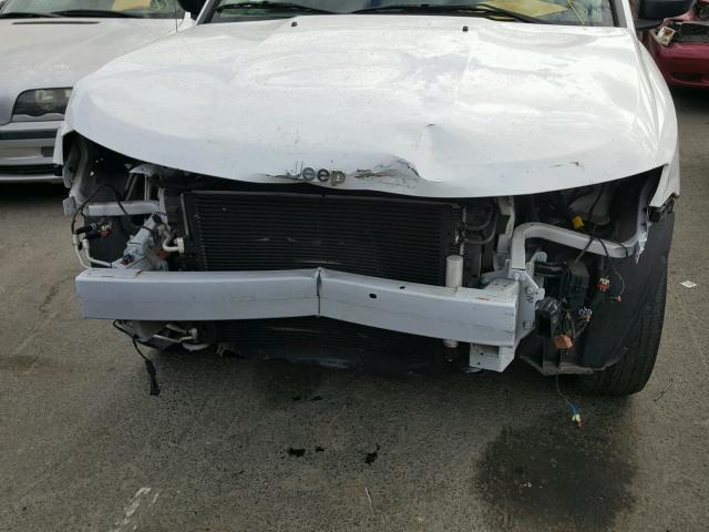 1C4NJDBB1ED827353 - 2014 JEEP COMPASS SP თეთრი ფოტო 9