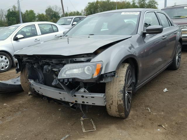 2C3CCABG6CH274599 - 2012 CHRYSLER 300 V6 GRAY photo 2