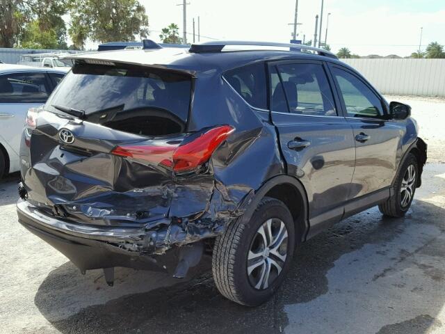 2T3ZFREV4HW356019 - 2017 TOYOTA RAV4 灰色 照片 4