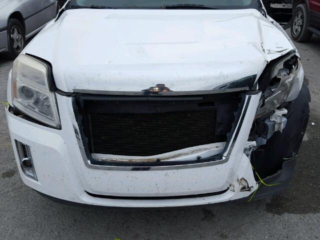 2CTALBEW7A6323995 - 2010 GMC TERRAIN SL WHITE photo 9