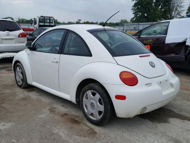 3VWDD21C8YM467974 - 2000 VOLKSWAGEN NEW BEETLE 白色 照片 3