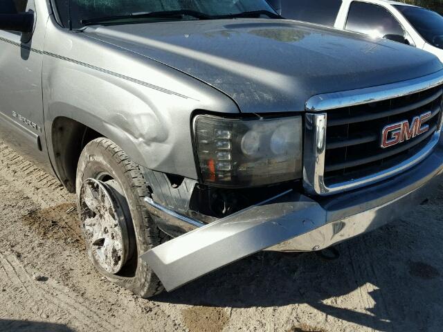 2GTEK13M471549574 - 2007 GMC NEW SIERRA GRAY photo 9