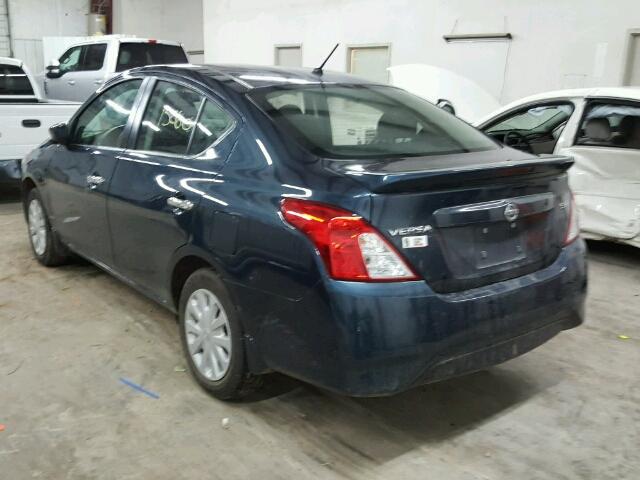 3N1CN7AP3HL822473 - 2017 NISSAN VERSA S BLUE photo 3