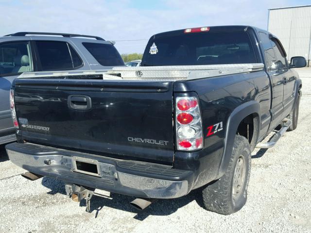 2GCEK19T921277482 - 2002 CHEVROLET SILVERADO BLACK photo 4