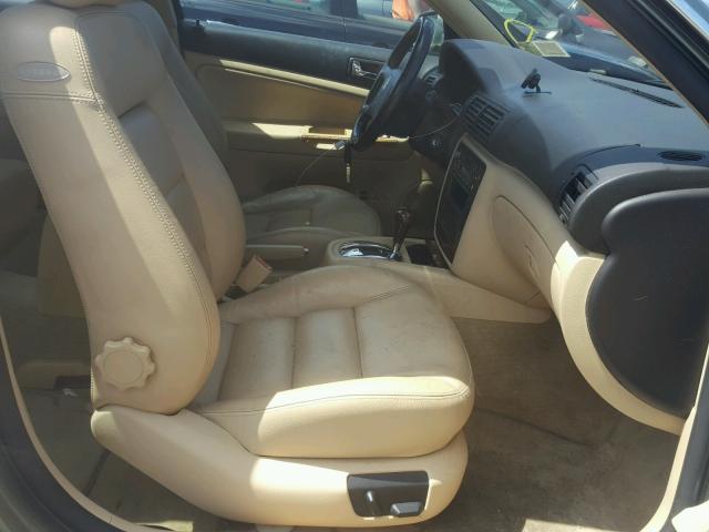 WVWTH63BX1E179674 - 2001 VOLKSWAGEN PASSAT GLX 绿色 照片 5