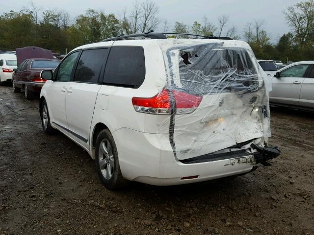 5TDKK3DC5BS082784 - 2011 TOYOTA SIENNA WHITE photo 3