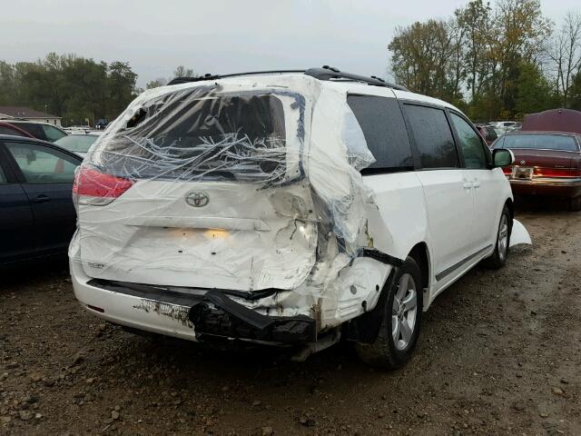 5TDKK3DC5BS082784 - 2011 TOYOTA SIENNA WHITE photo 4