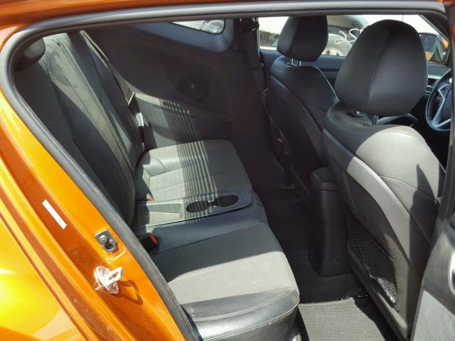 KMHTC6AD2GU302672 - 2016 HYUNDAI VELOSTER B ORANGE photo 6